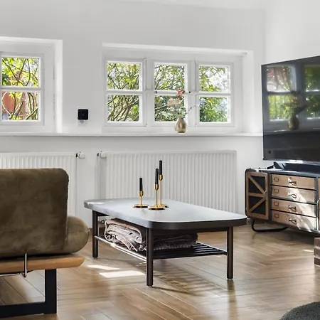 Landhuus - Design-landhaus Mit Charme