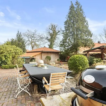 Landhuus - Design-landhaus Mit Charme *